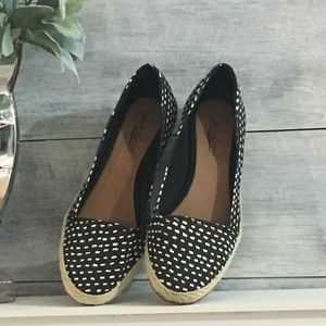 Lucky Brand. Last markdown. Non-negotiable